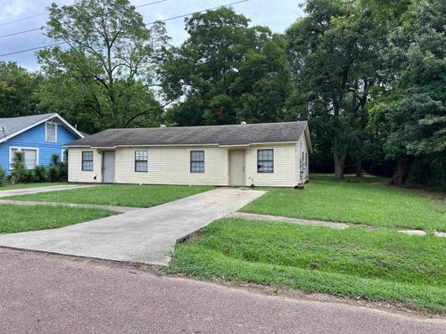 709 &amp; 711 S Pine Street, Hope, AR, 71801 | Card Image