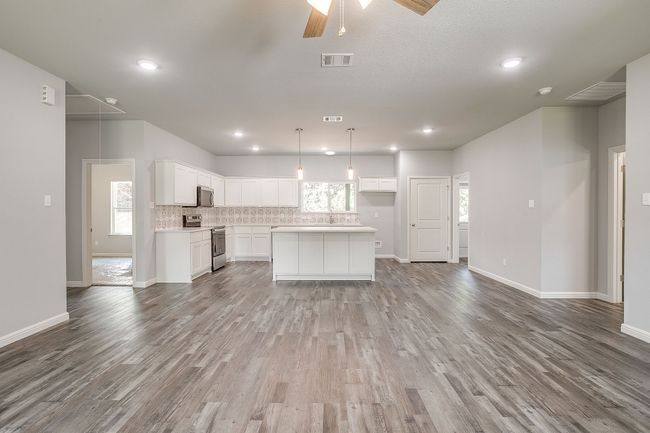 9316 Apache Trl, House other with 3 bedrooms, 2 bathrooms and null parking in Rio Vista TX | Image 10