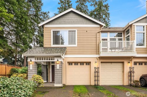 c101-4325 Ne 5th Ct, Renton, WA, 98059-5770 | Card Image