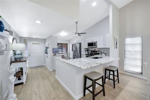 1-201-15400 Cedarwood Ln, NAPLES, FL, 34110-8027 | Card Image