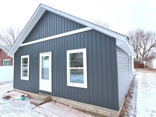 728 S Broadway St, Pendleton, IN, 46064-1306 | Card Image