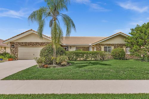 11313 Piping Rock Dr, Boynton Beach, FL, 33437-1633 | Card Image