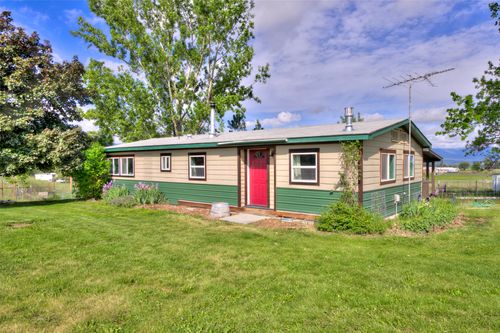 1327 Honey House Ln, Corvallis, MT, 59828-9433 | Card Image