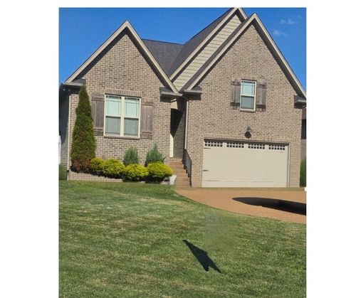 105 Grayson Ln, White House, TN, 37188-4400 | Card Image