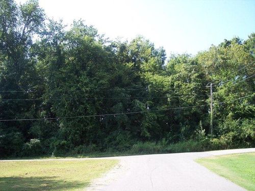 1-0 1st Ave, Muscle Shoals, AL, 35661 | Card Image