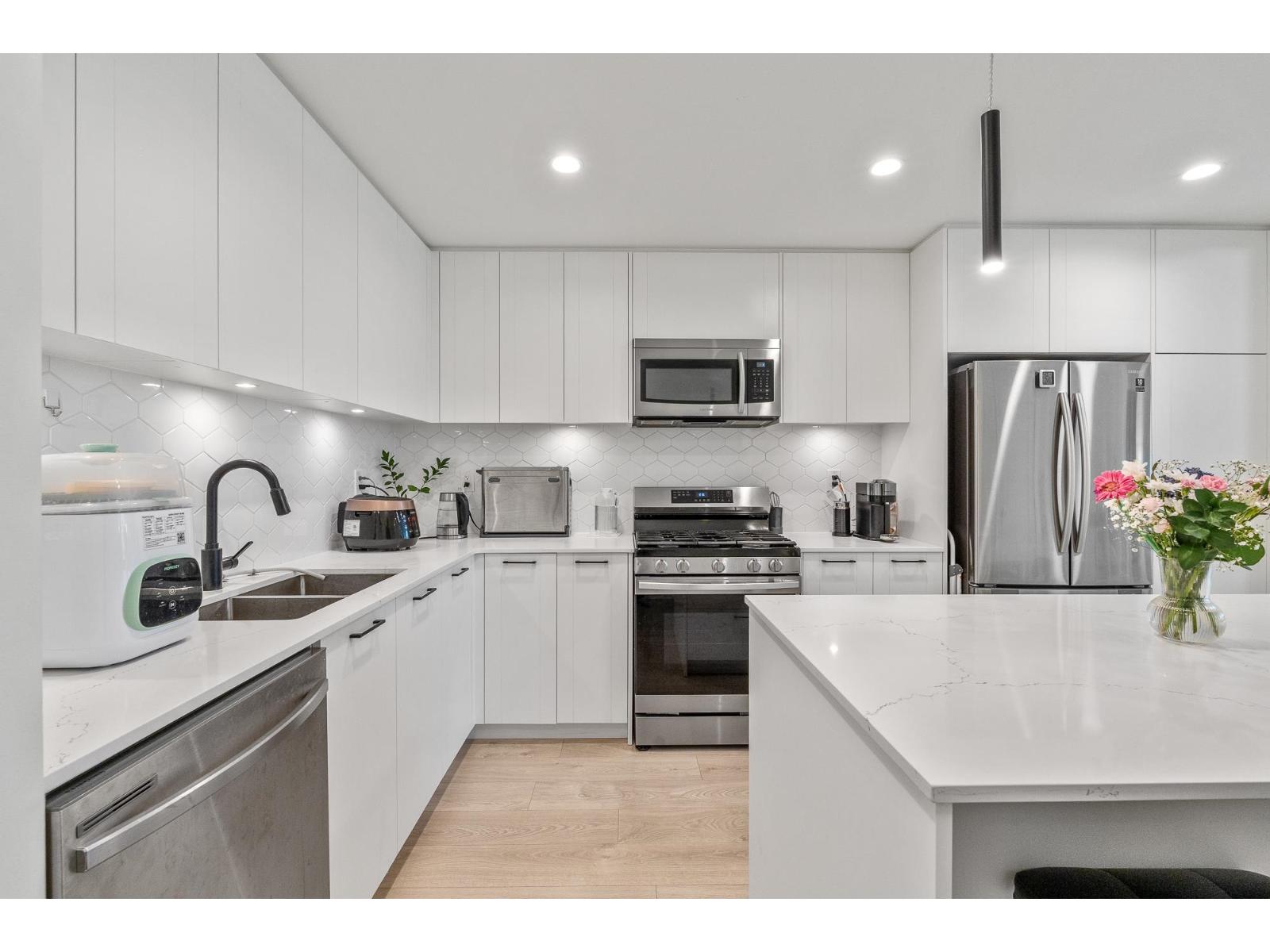 Residential in Langley 4