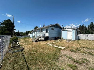 5219 47 St, House detached with 4 bedrooms, 2 bathrooms and 1 parking in Alix AB | Image 1