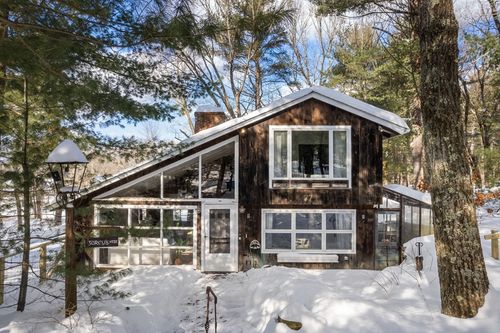 77 Old County Rd., Waltham, MA, 02453 | Card Image