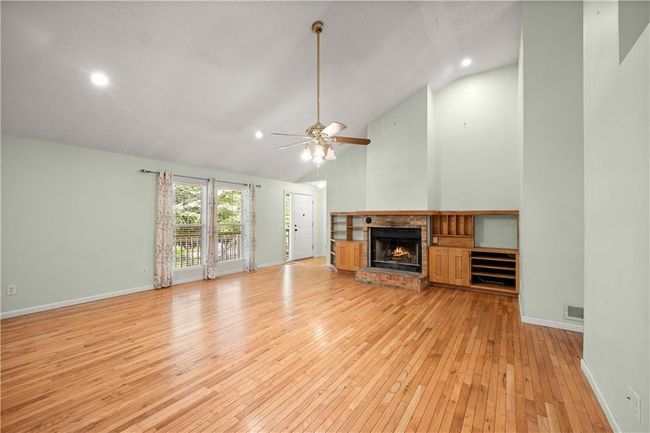 3592 Lakeview Dr, House other with 3 bedrooms, 2 bathrooms and null parking in Gainesville GA | Image 9