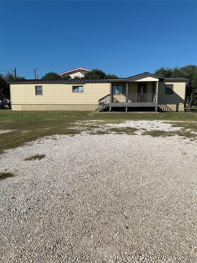 911 N 15 Th St, House other with 2 bedrooms, 2 bathrooms and null parking in Port O Connor TX | Image 8