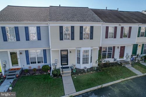 52 Lisa Dr, NEWARK, DE, 19702-3756 | Card Image