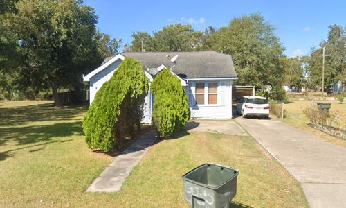 5015 8th St, Port Arthur, TX, 77642-1015 | Card Image