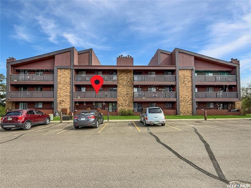 207-1110 9th Ave Ne, Swift Current, SK, S9H2S9 | Card Image