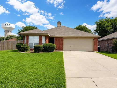 3305 Rustic Meadow Trl, Mansfield, TX, 76063-5833 | Card Image