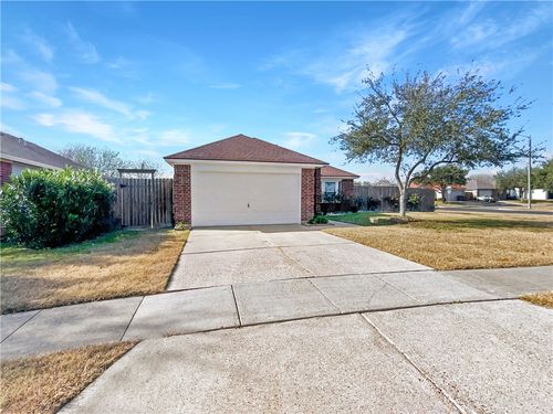 3201 Keltic Drive, Corpus Christi, TX, 78414 | Card Image