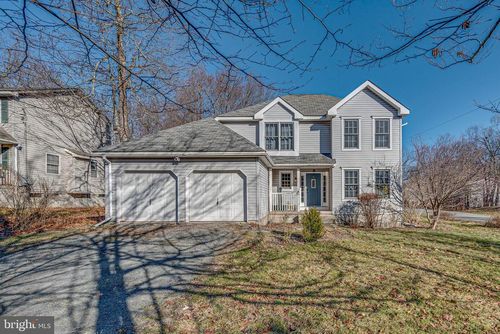 1624 Cotswold Rd, Tobyhanna, PA, 18466-4096 | Card Image