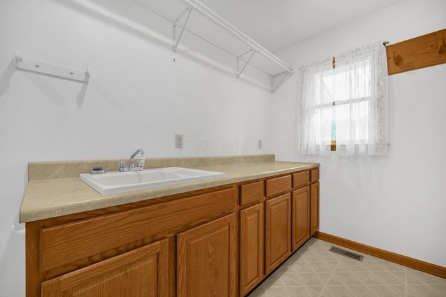 3060 Broad St, House other with 4 bedrooms, 3 bathrooms and null parking in West Rushville OH | Image 17