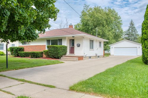 948 N Park Street, Owosso, MI, 48867 | Card Image