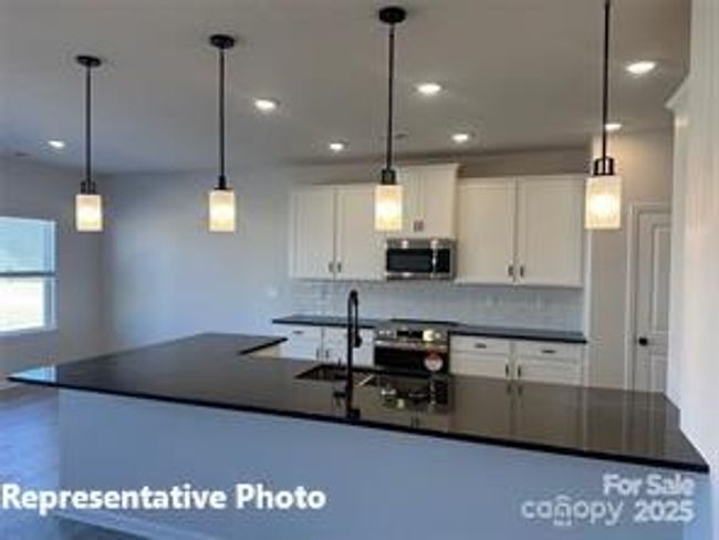 Kitchen | Image 8