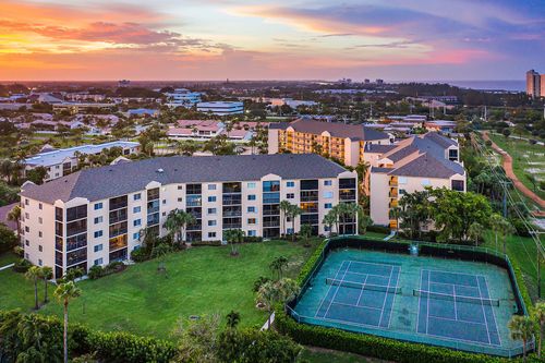 a301-275 Palm Ave, Jupiter, FL, 33477-5990 | Card Image
