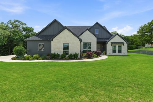 1054 Meadow Wood Ter, Azle, TX, 76020-3668 | Card Image