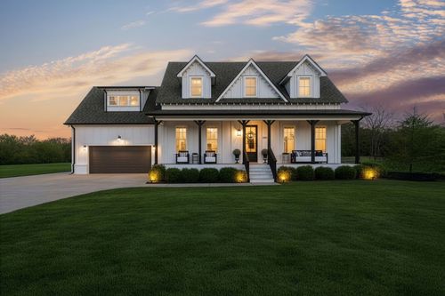 1677 Mcbride Rd, Lewisburg, TN, 37091-2287 | Card Image