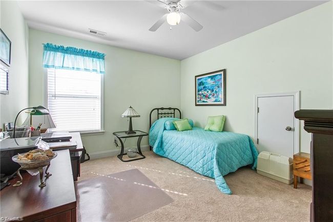 906 Leach Ave, House other with 3 bedrooms, 3 bathrooms and null parking in Thomasville NC | Image 16