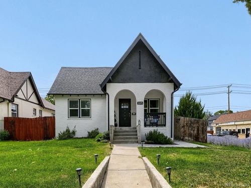 2695 Fairfax St, Denver, CO, 80207-3222 | Card Image