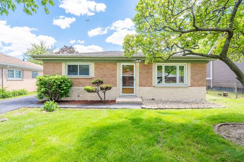 319 Spruce Ave, Bensenville, IL, 60106-1435 | Card Image