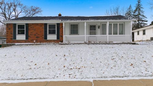 7553 S Chapel Drive, Oak Creek, WI, 53154 | Card Image