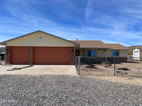19468 S Yarnell Way, Peeples Valley, AZ, 86332-8698 | Card Image