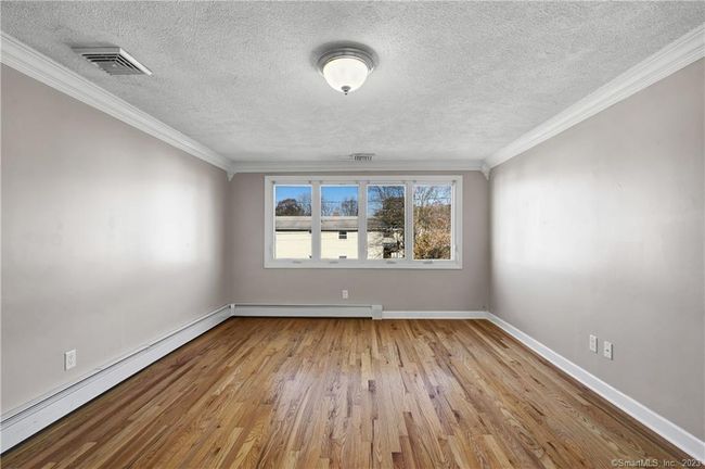 51 Janet Dr, Home with 3 bedrooms, 1 bathrooms and null parking in New Britain CT | Image 6