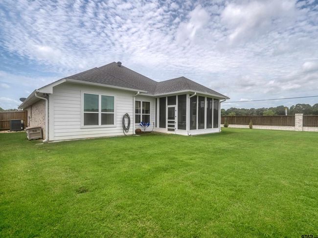 401 Meadows Ct, House other with 4 bedrooms, 3 bathrooms and null parking in Chandler TX | Image 30