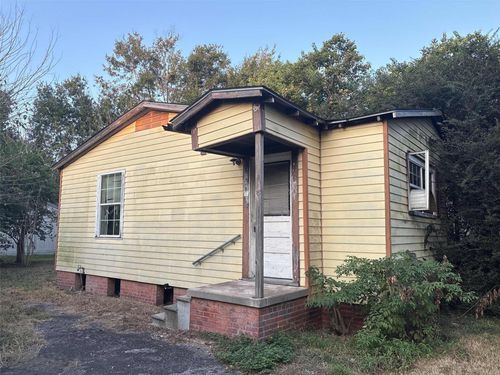 603 Pearl St, Baytown, TX, 77520-4820 | Card Image