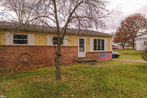 4807 Briggs Rd, Otter Lake, MI, 48464-9762 | Card Image