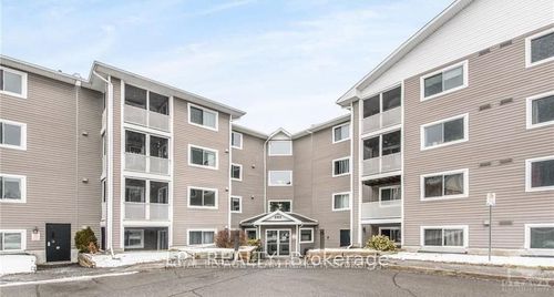 213 Lorry Greenberg Dr, Ottawa, ON, K1T2P4 | Card Image