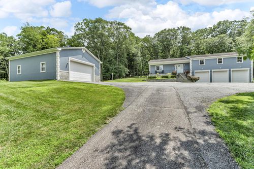 21 Whittier Hills Rd, North Salem, NY, 10560-3409 | Card Image