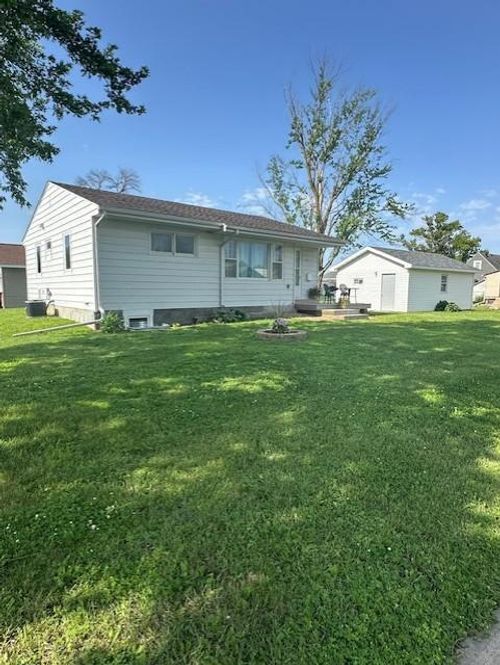 1206 7th Ave Ne, Austin, MN, 55912-4002 | Card Image