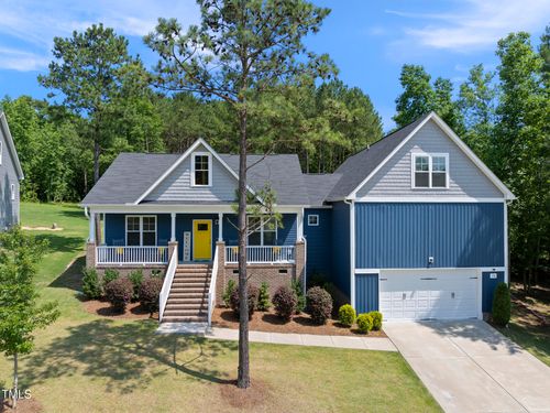 374 Heart Pine Dr, Wendell, NC, 27591-9877 | Card Image