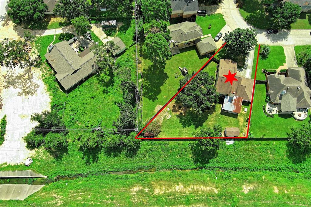 Lusterleaf Dr, Cypress, TX 77429