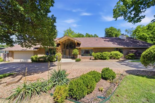 6271 S Jamestown Ave, Tulsa, OK, 74136-1424 | Card Image