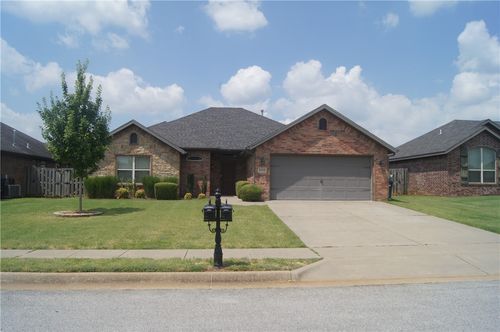 6102 S 38th St, Rogers, AR, 72758-4542 | Card Image
