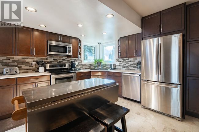 396 Gleneagles Dr, House other with 4 bedrooms, 2 bathrooms and 2 parking in Kamloops BC | Image 17