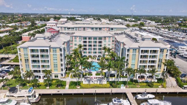 APT-221 - 804 E Windward Way, Condo with 2 bedrooms, 2 bathrooms and null parking in Lantana FL | Image 18