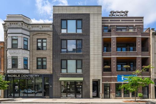 3-3056 Lincoln Ave, Chicago, IL, 60657-4208 | Card Image