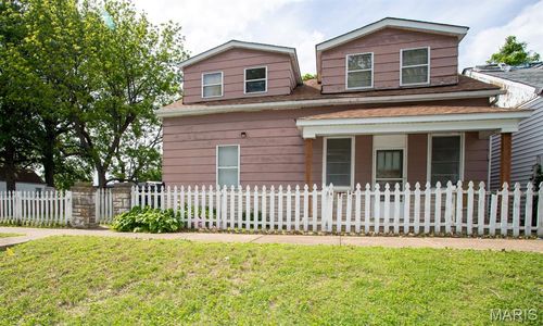 8423 Water St, Saint Louis, MO, 63111-3866 | Card Image