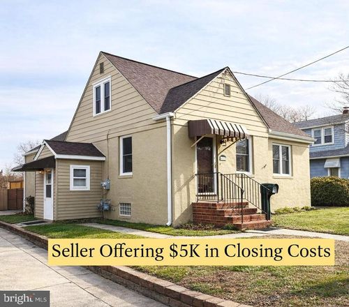 411 Ives Ave, PENNS GROVE, NJ, 08069-2615 | Card Image