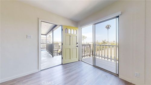 apt-4-635 8th Pl, Hermosa Beach, CA, 90254-3903 | Card Image