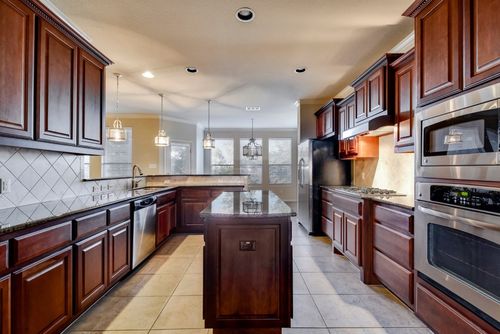 208 Choke Canyon Ln, Georgetown, TX, 78628-7185 | Card Image