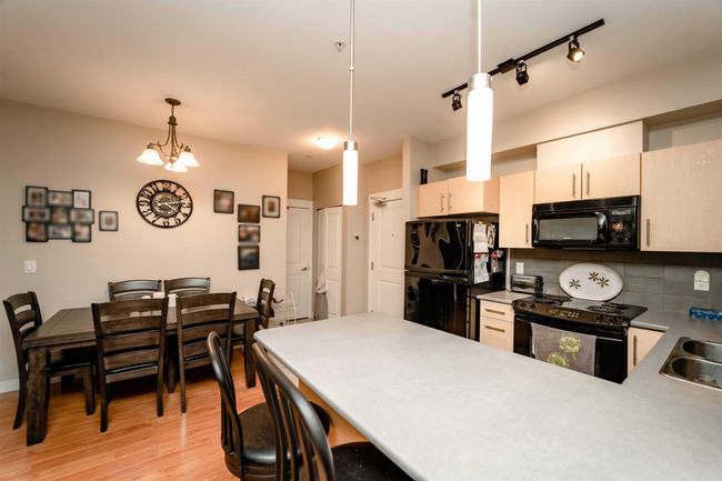 109 - 33546 Holland Avenue, Condo with 2 bedrooms, 2 bathrooms and 1 parking in Abbotsford BC | Image 10